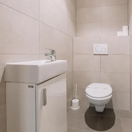 Skau Dunajska 58a Apt3 Lägenhet *