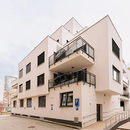 Skau Dunajska 58a Apt3 Lägenhet *