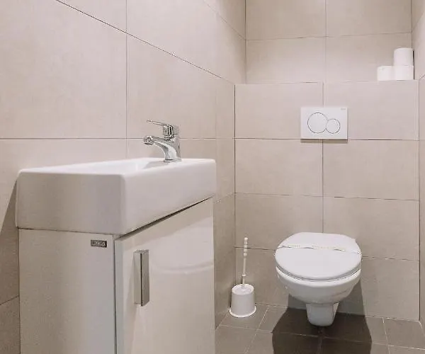 Skau Dunajska 58a Apt3 شقة *