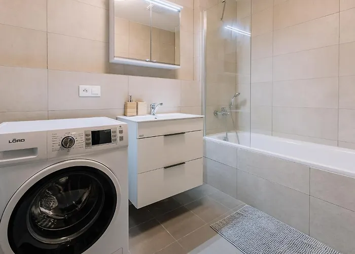 Skau Dunajska 58a Apt3