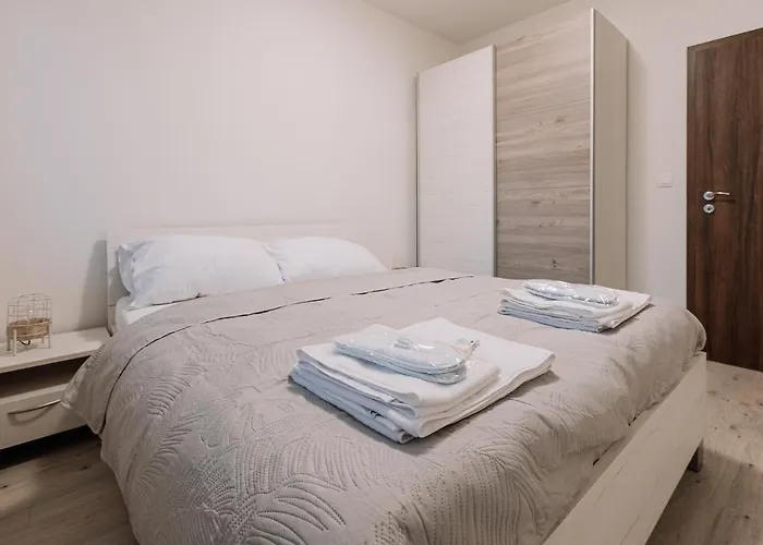 Skau Dunajska 58a Apt3 Bratysława