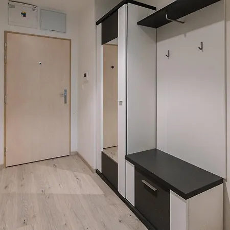 Apartment Skau Dunajska 58a Apt3 *